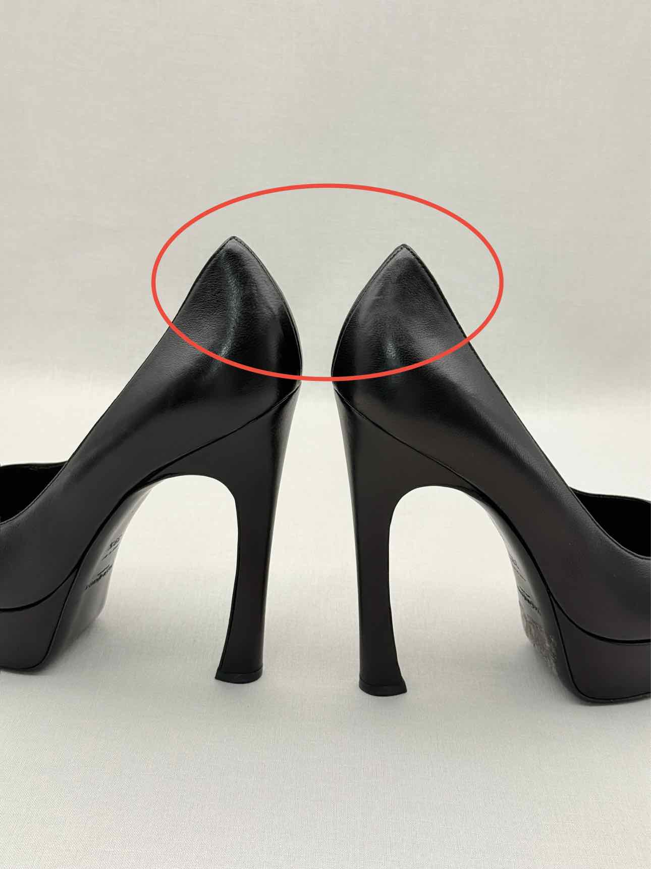 YVES SAINT LAURENT Black Size EU 39.5 Pumps