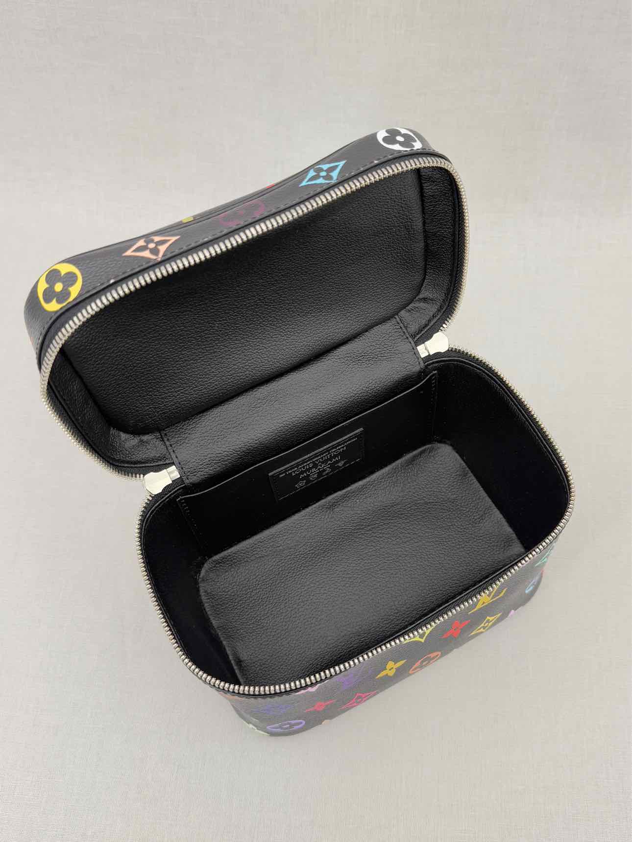 LOUIS VUITTON Nice Black Multicolor Vanity Case