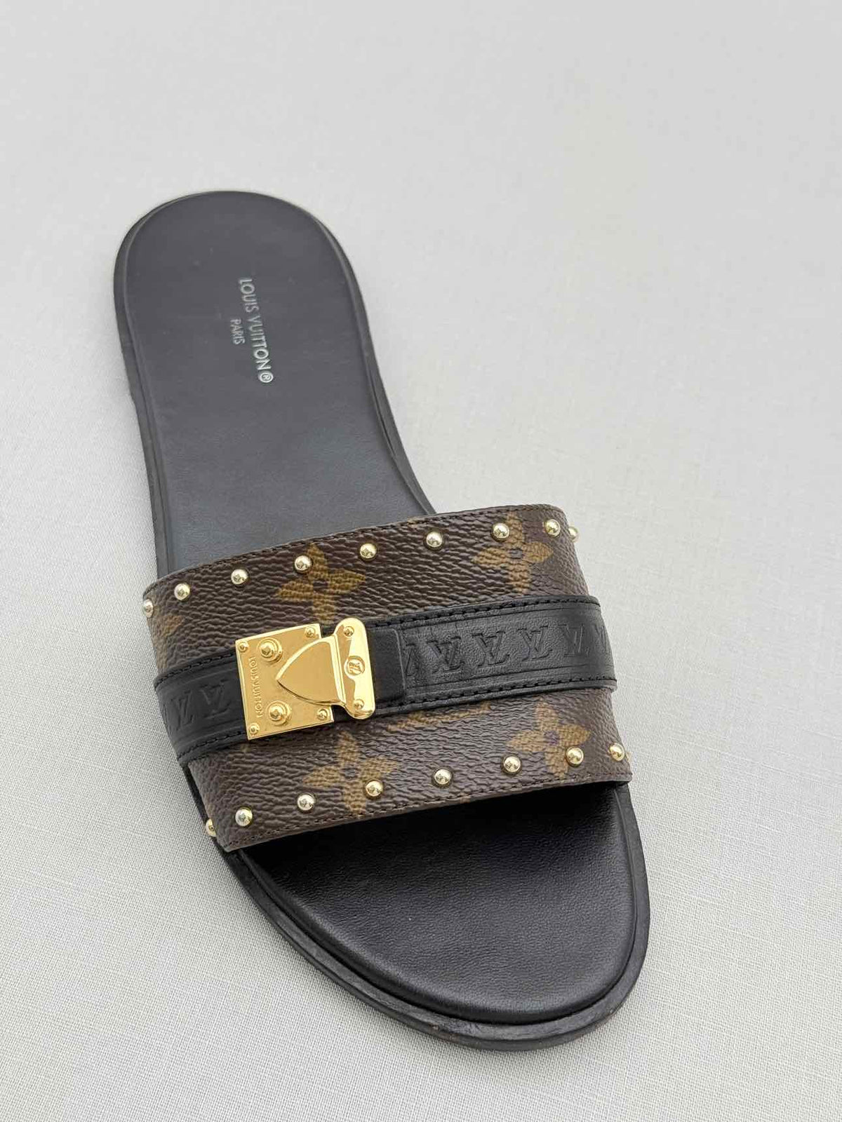 LOUIS VUITTON LOCK IT Brown & Black Size EU 37.5 Slides