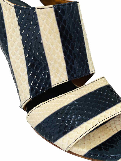 CHLOE Cream & Black Striped Size EU 34 Wedges