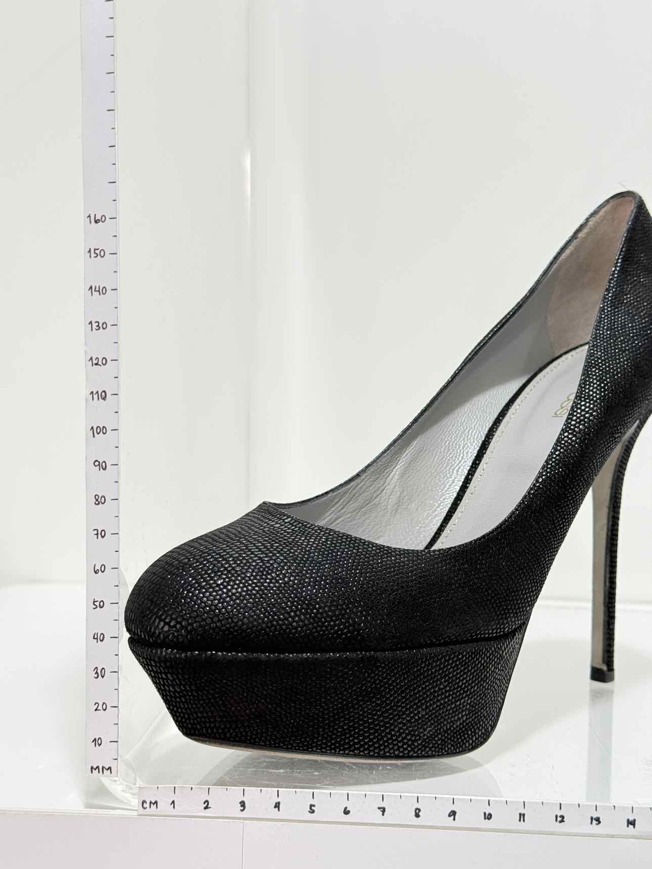 SERGIO ROSSI Black Lizard Embossed Size EU 41 Pumps