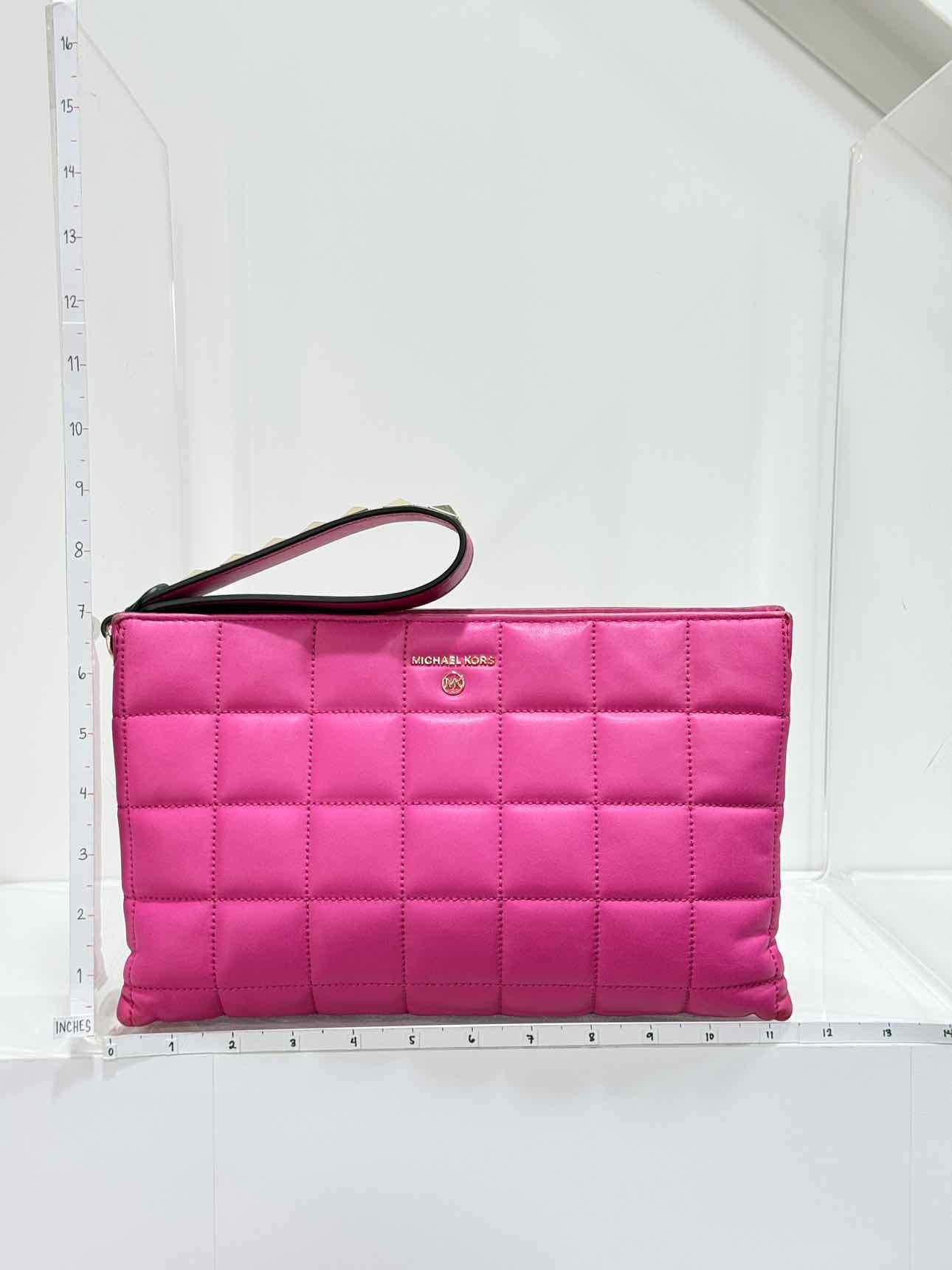 MICHAEL KORS Pink Quilted Wristlet