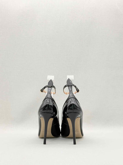 VALENTINO Black Size EU 37 Pumps