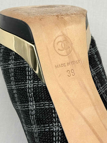 CHANEL Black Checkered Size EU 39 Slingbacks
