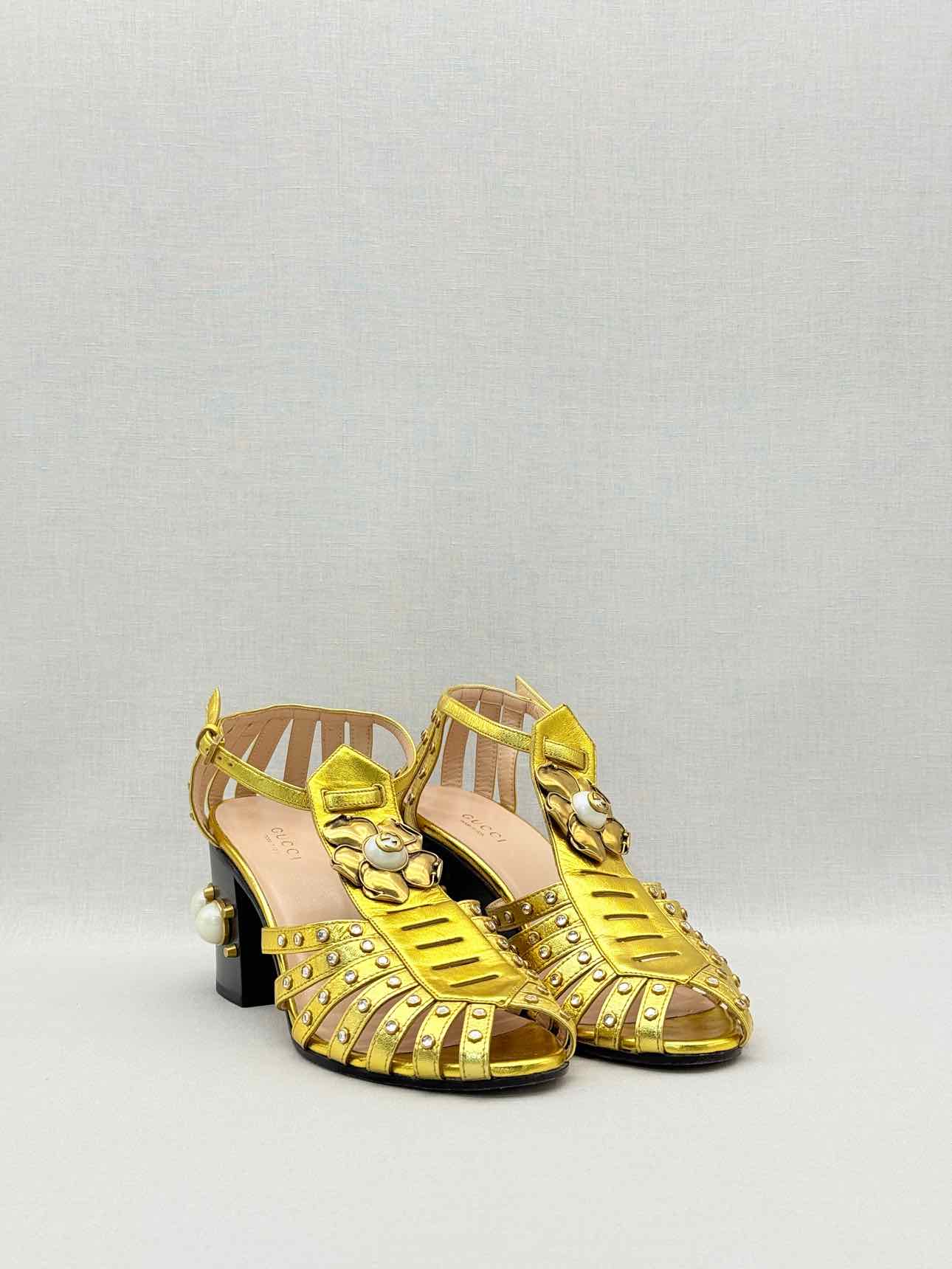 GUCCI Kendell Gold Size EU 38 Heeled Sandals