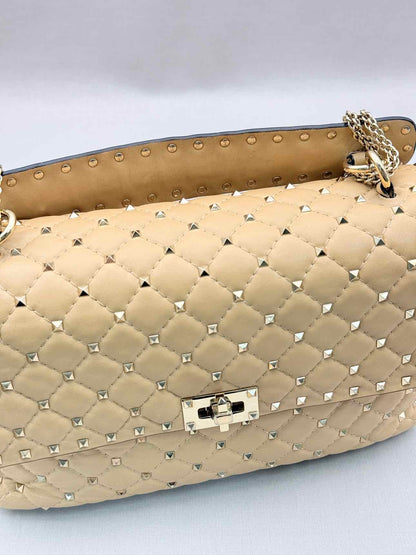 VALENTINO GARAVANI Rockstud Beige Quilted Shoulder Bag