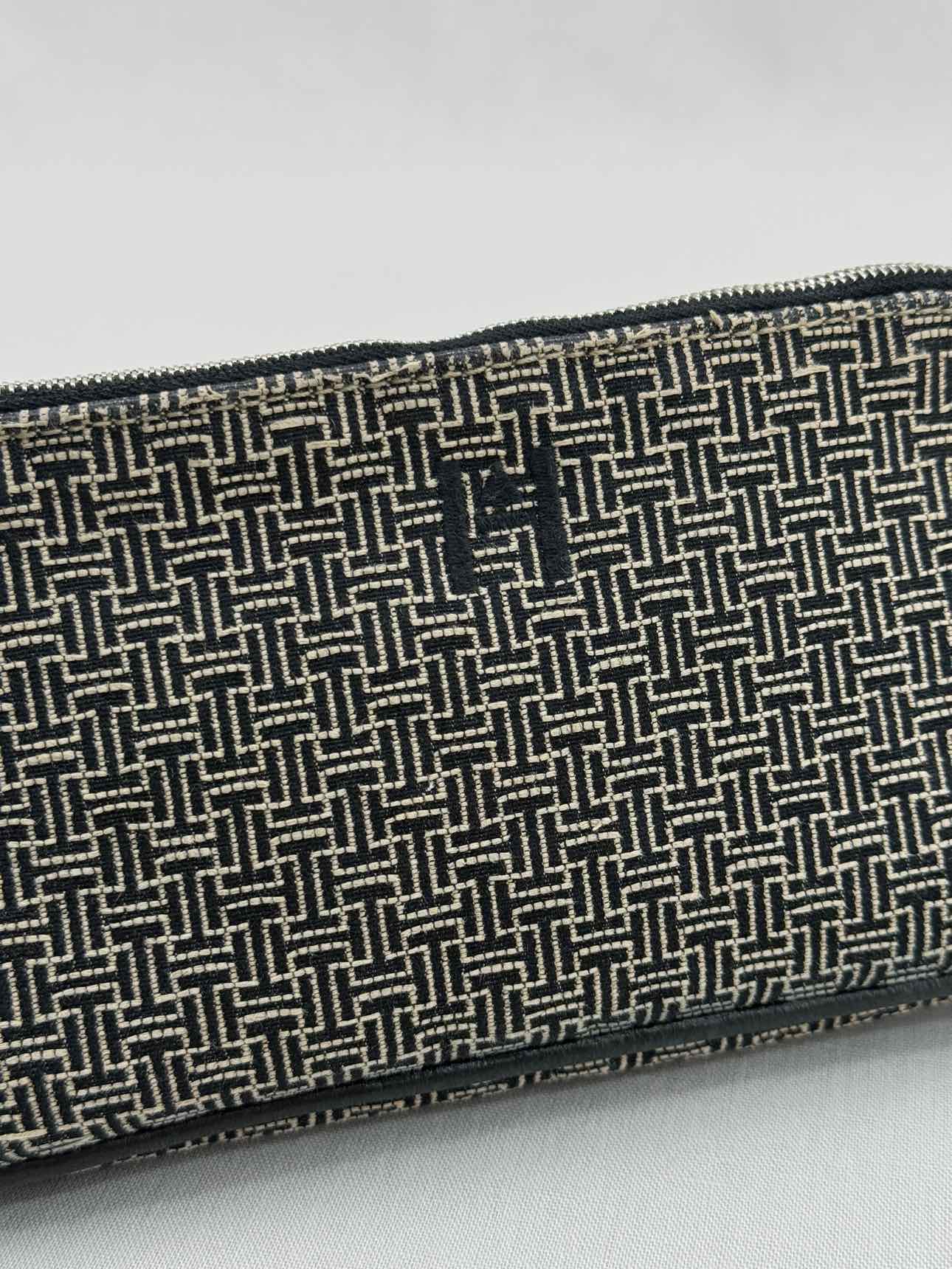 HERMES Cosmetic Black & White Small H Jacquard Pouch