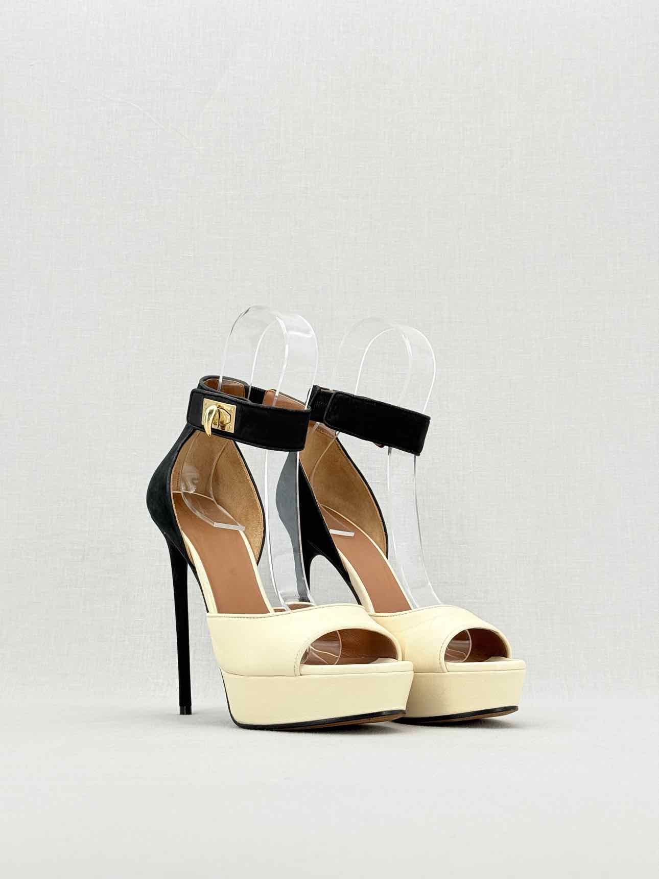 GIVENCHY Cream & Black Size EU 38 Heeled Sandals
