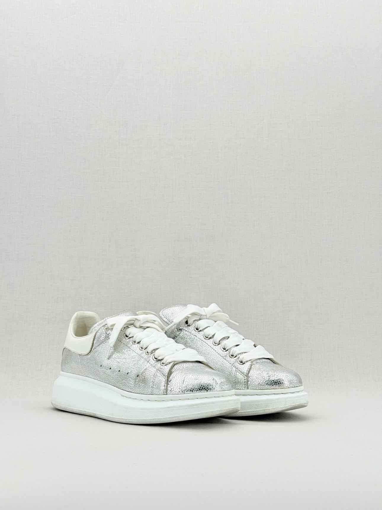 ALEXANDER MCQUEEN Metallic Silver Size EU 40 Sneakers