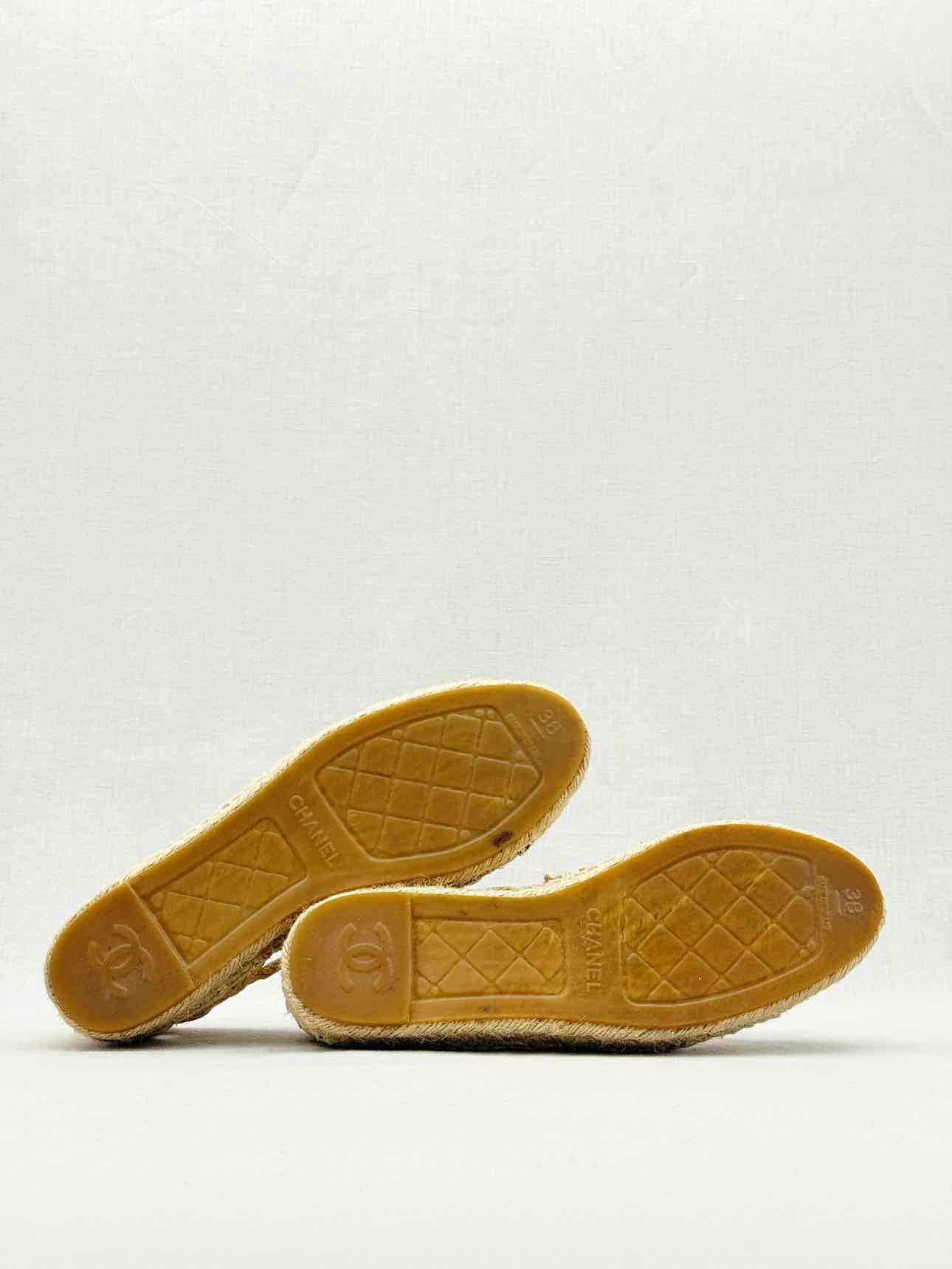 CHANEL Espadrilles Beige & Black Size EU 38 Flats