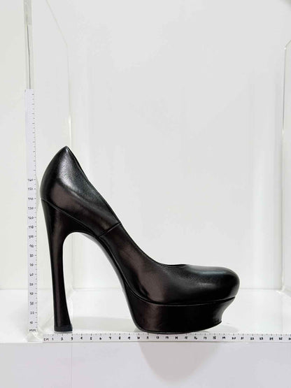YVES SAINT LAURENT Black Size EU 39.5 Pumps