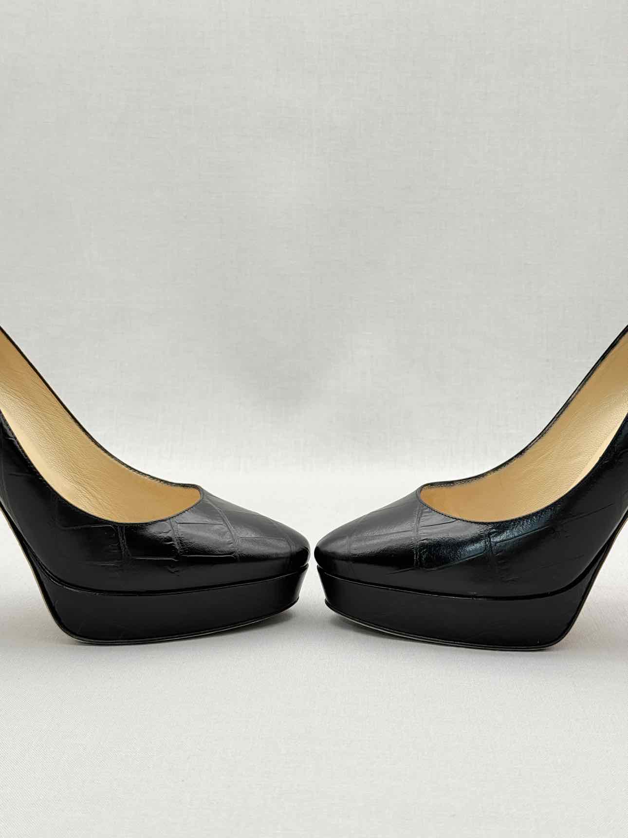 JIMMY CHOO Black Croc Embossed Size EU 39 Pumps