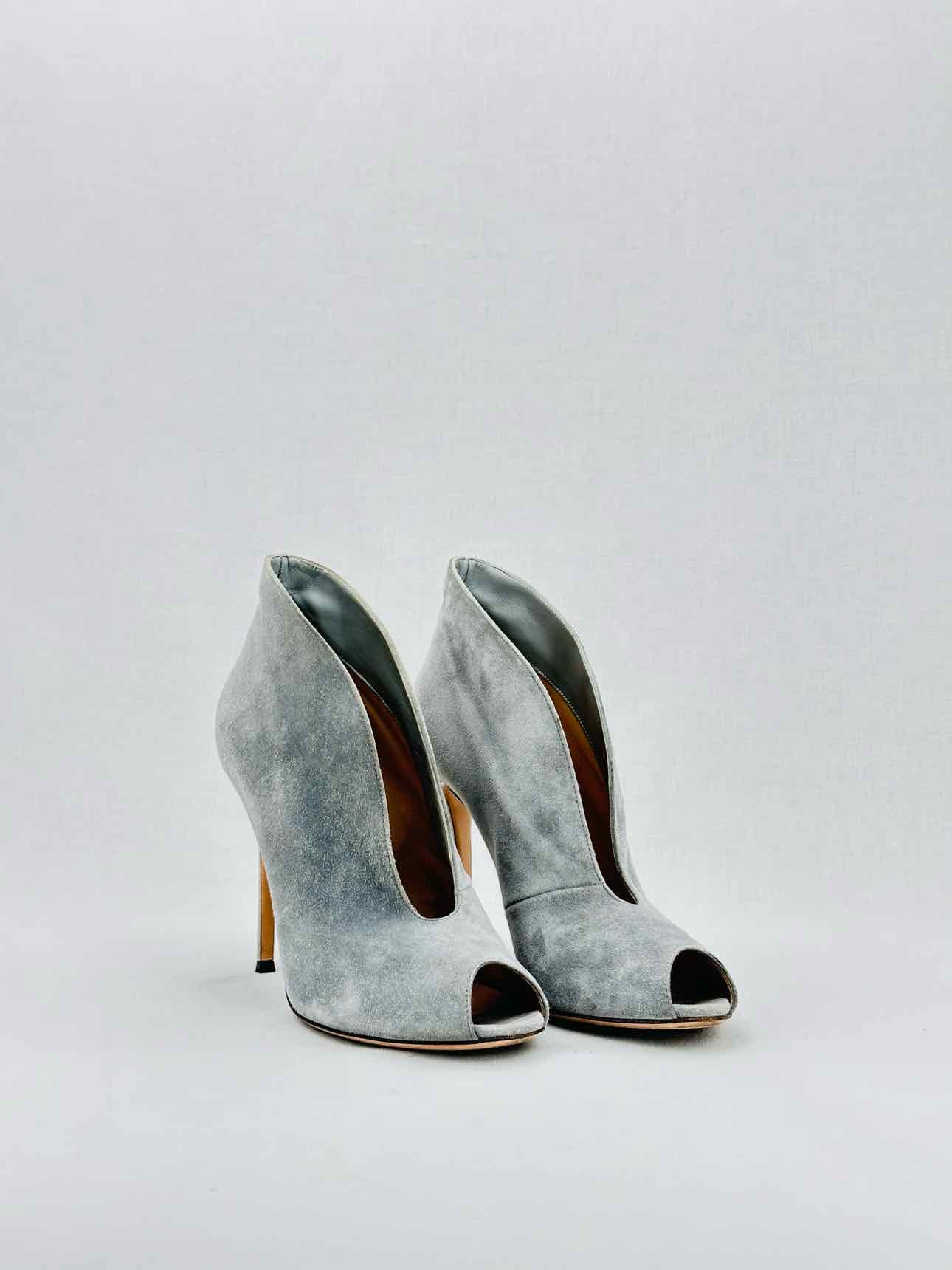GIANVITO ROSSI Vamp Grey Size EU 42 Booties