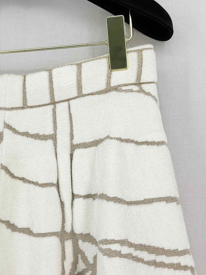 MAISON ULLENS Size Medium Knee Length Skirt