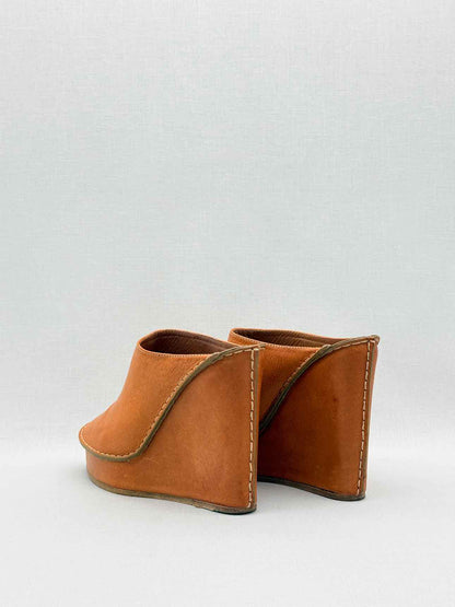 CHLOE Mule Clogs Tan Size EU 40 Wedges
