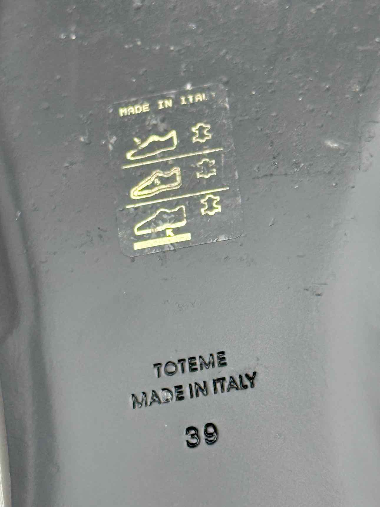 TOTEME Thong Black Size EU 39 Sandals