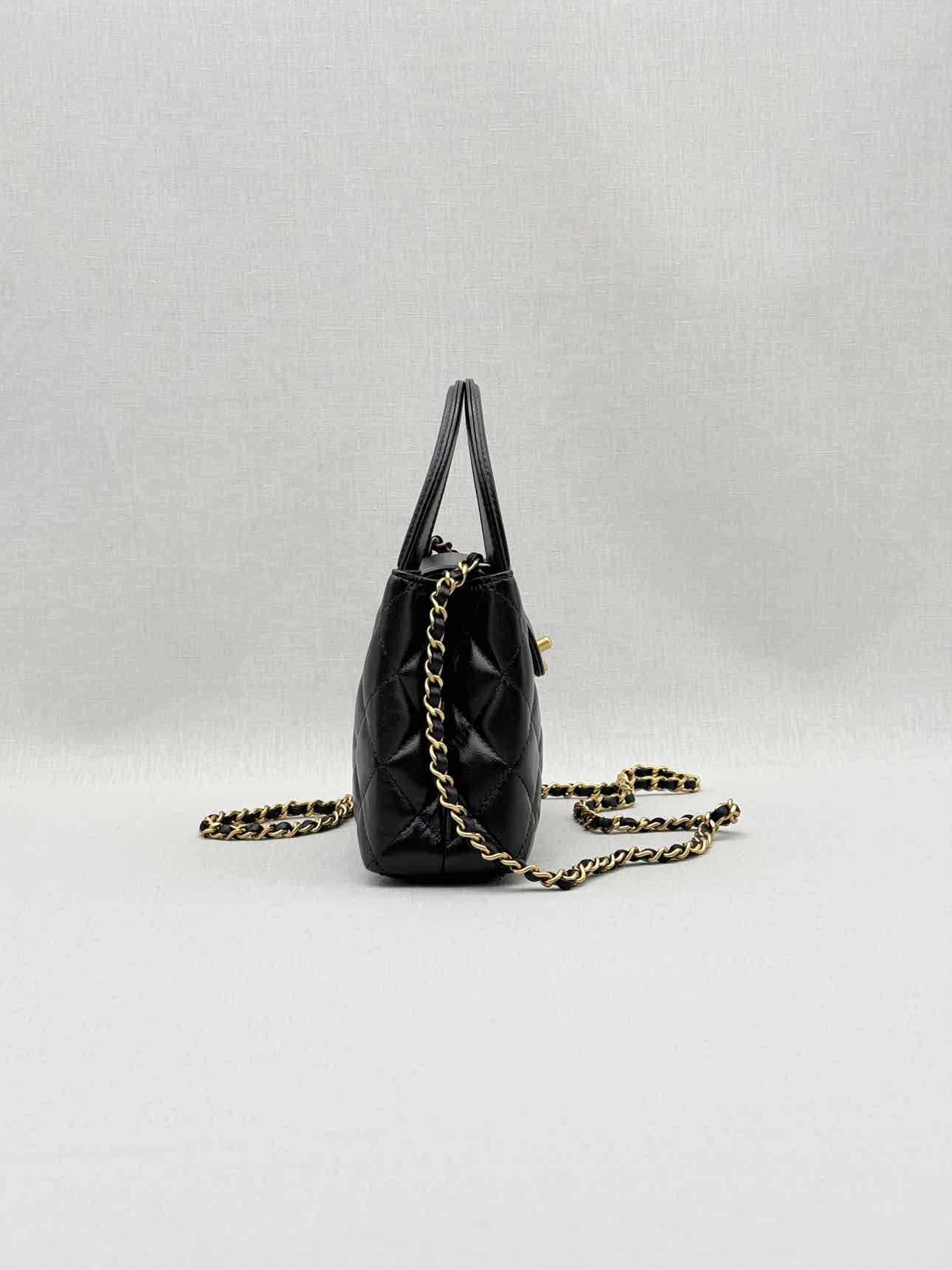 CHANEL Kelly Black Quilted Top Handle