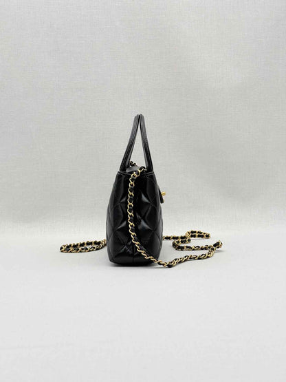 CHANEL Kelly Black Quilted Top Handle