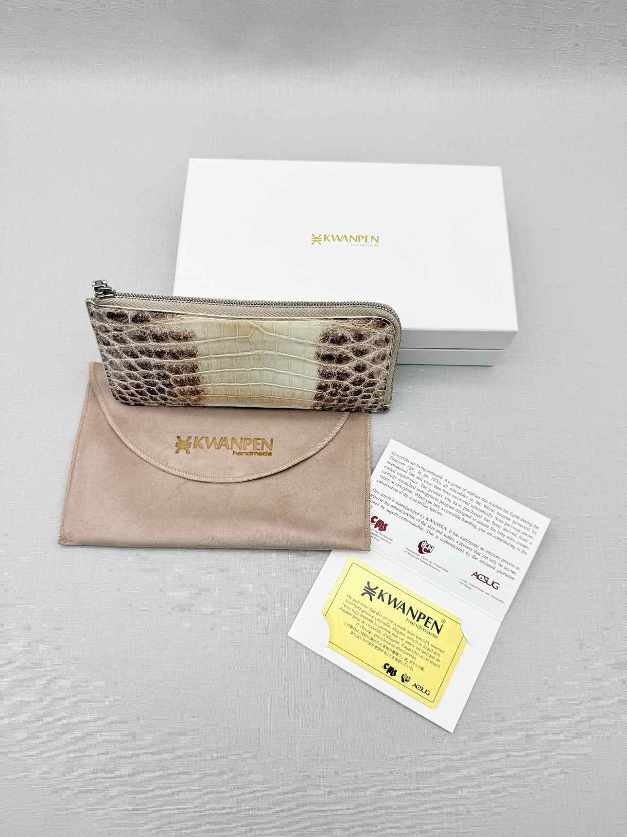 KWANPEN White & Brwon Continental Wallet