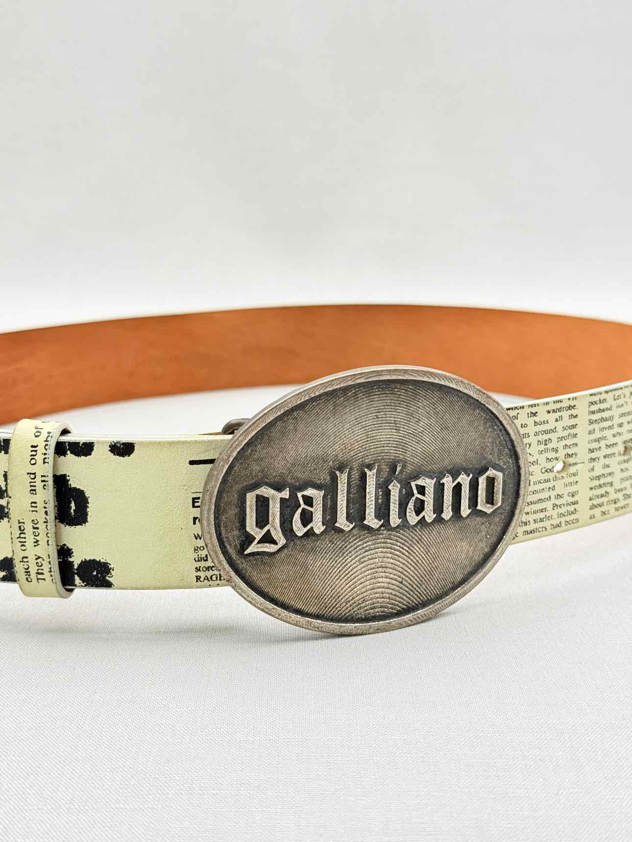 JOHN GALLIANO Off-white & Black Newspaper Print Belt
