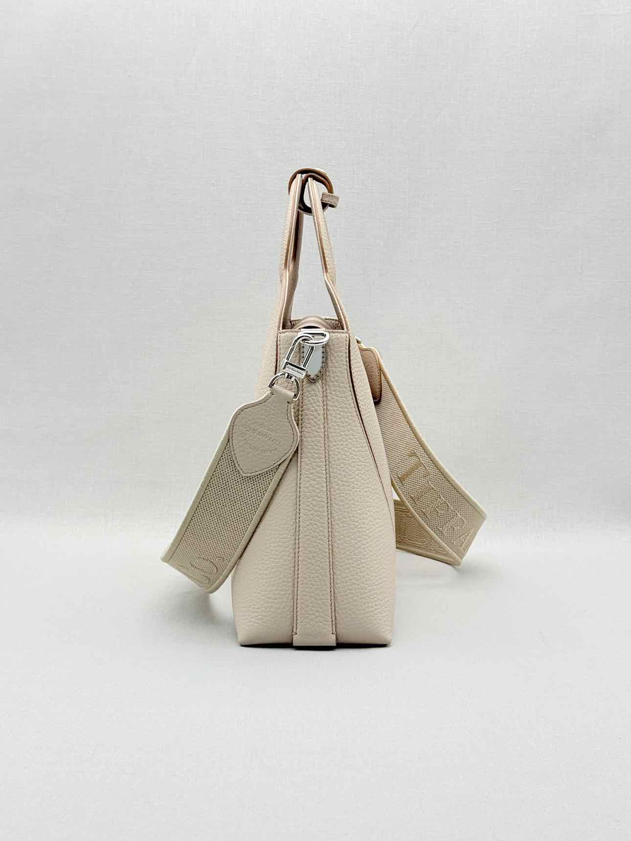 TIFFANY & CO Return To Tiffany M Beige Heart Tote Bag