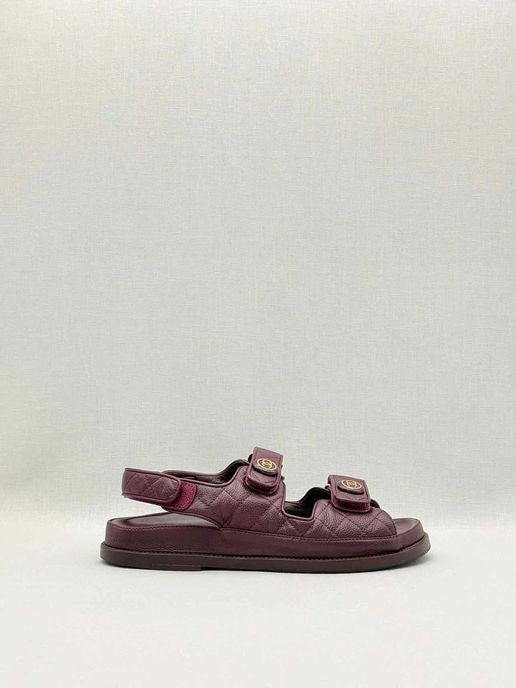 CHANEL Dad Burgundy Quilted Size EU 38.5 Sandals