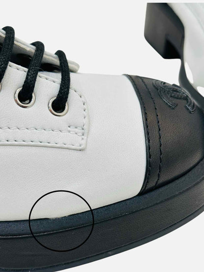 CHANEL Combat White w/ Black Size EU 39.5 Ankle Boots