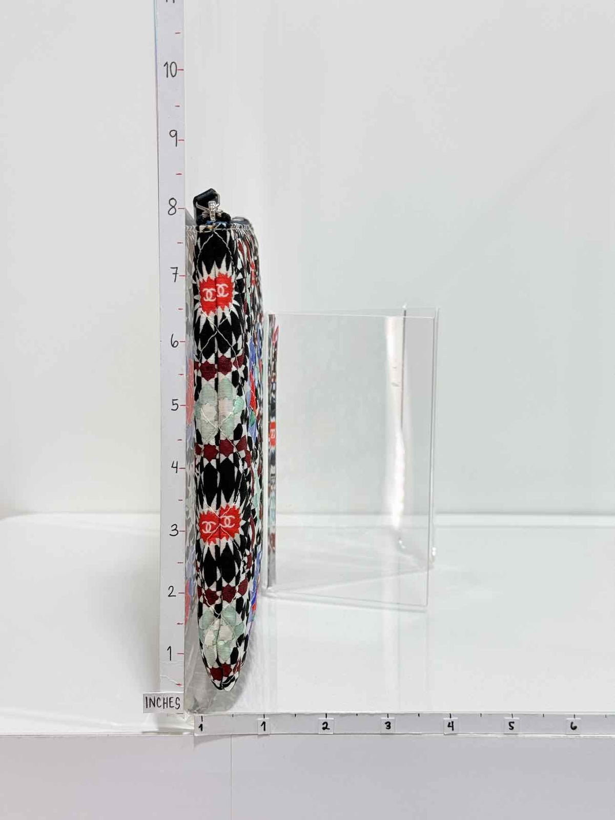 CHANEL White Multicolor Floral Print Pouch