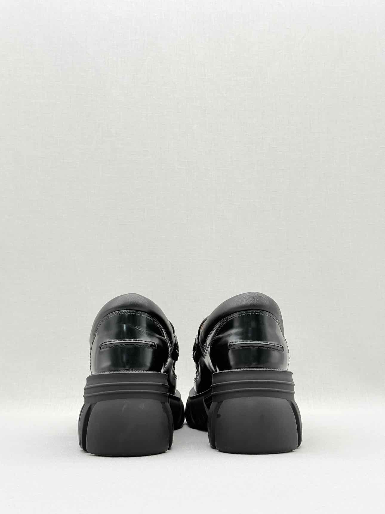 GUCCI Lug Sole Black Horsebit Size EU 37.5 Loafers