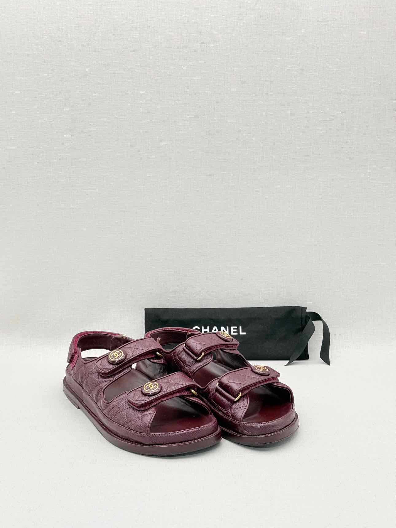 CHANEL Dad Burgundy Quilted Size EU 38.5 Sandals