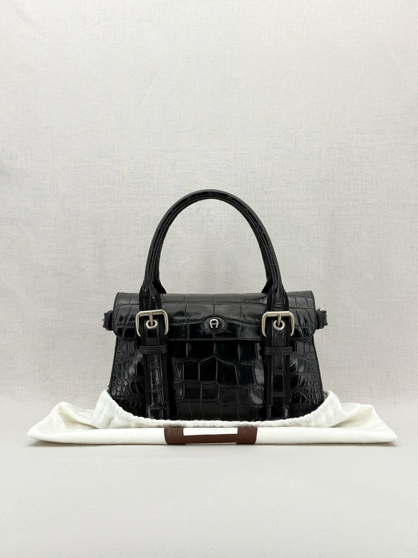 AIGNER Black Top Handle