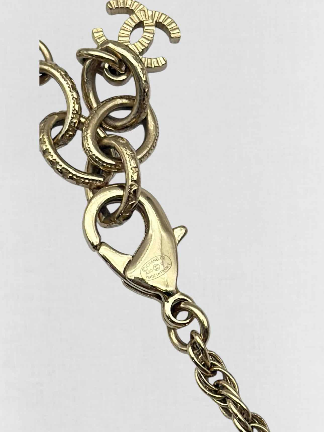 CHANEL Fashion Necklace