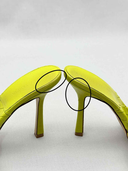 BOTTEGA VENETA Lido Yellow Woven Size EU 38 Mules
