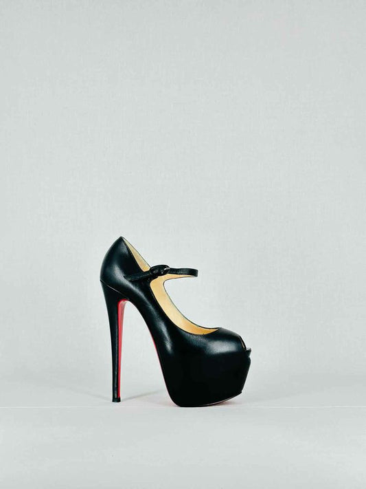 CHRISTIAN LOUBOUTIN Black Size EU 37 Pumps
