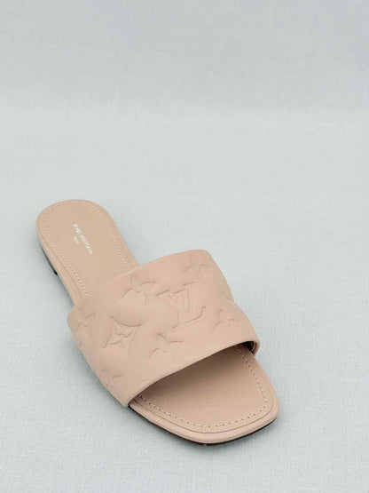 LOUIS VUITTON Revival Beige Size EU 38 Mules