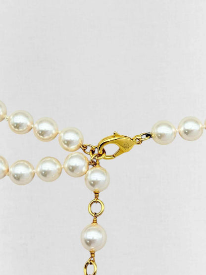 CHANEL White Faux Pearl Belt