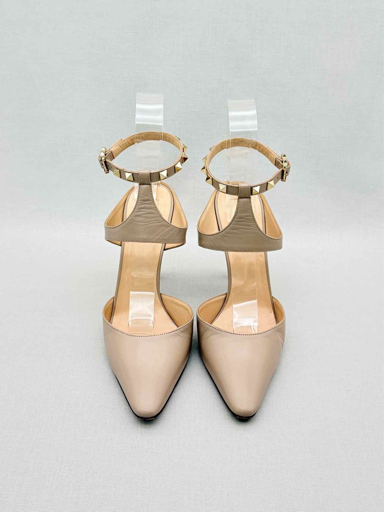 VALENTINO GARAVANI Rockstud Beige Size EU 39 Pumps
