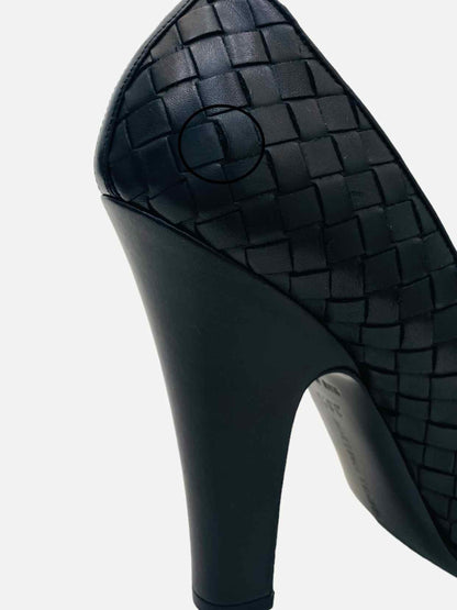 BOTTEGA VENETA Almond Toe Black Size EU 38.5 Pumps