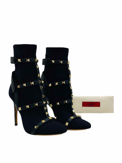 VALENTINO Rockstud Black Booties 35