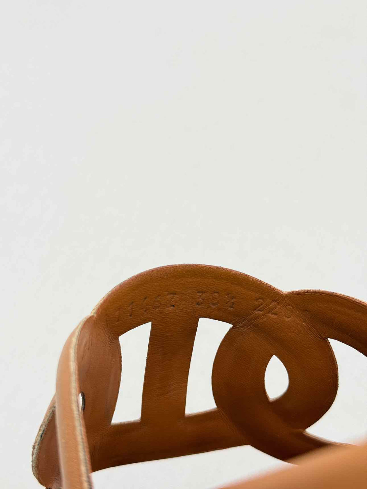 HERMES Extra Natural Size EU 38.5 Sandals