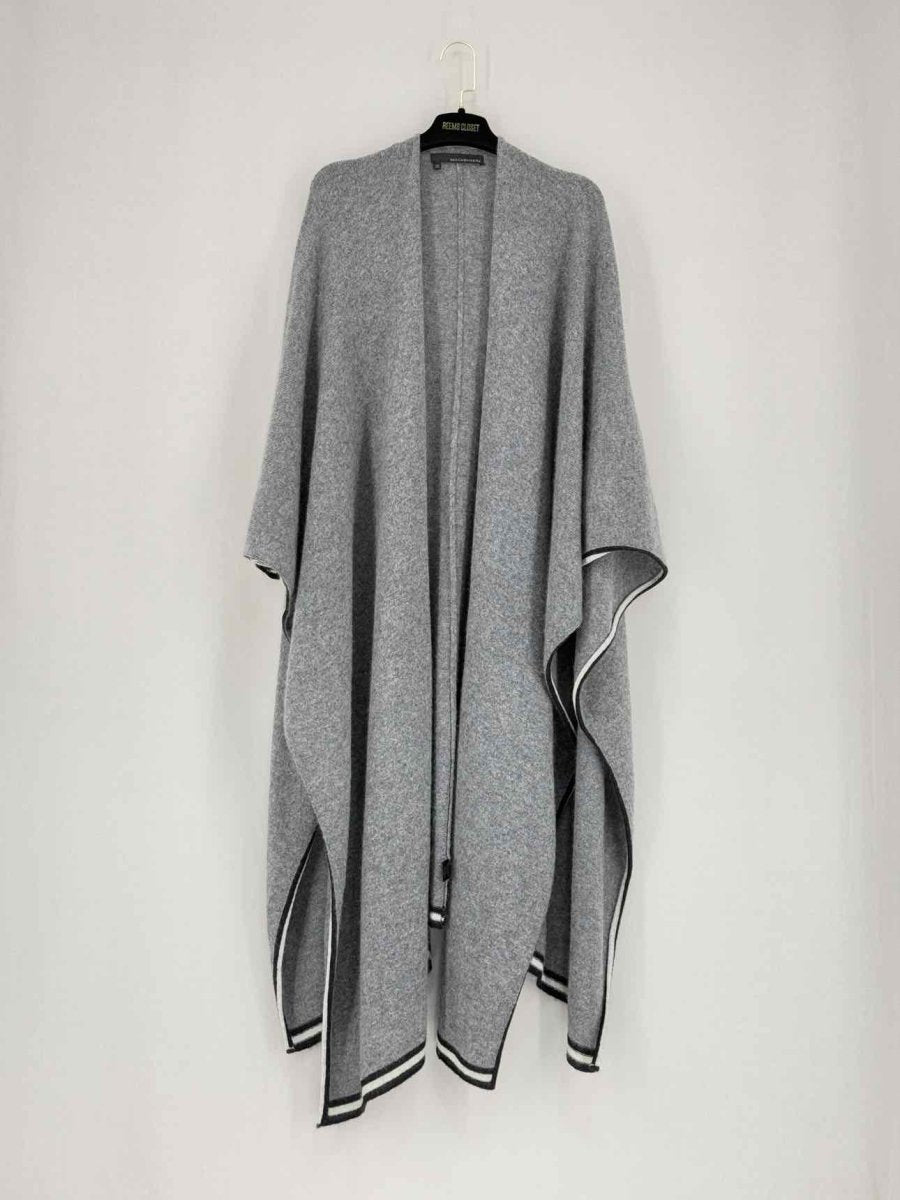 Pre - loved 360 SWEATER Grey Size One Size Cape at Reems Closet