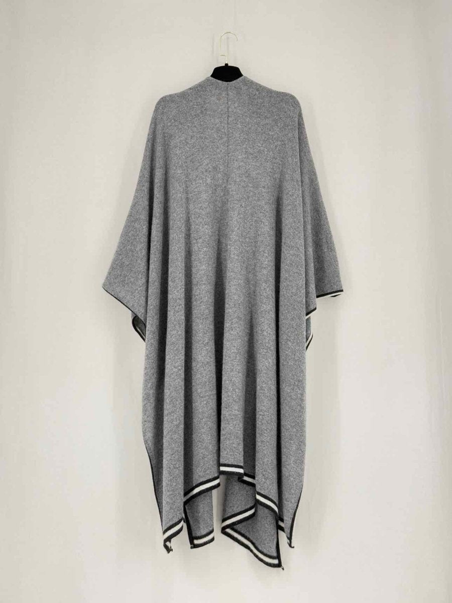 Pre - loved 360 SWEATER Grey Size One Size Cape at Reems Closet