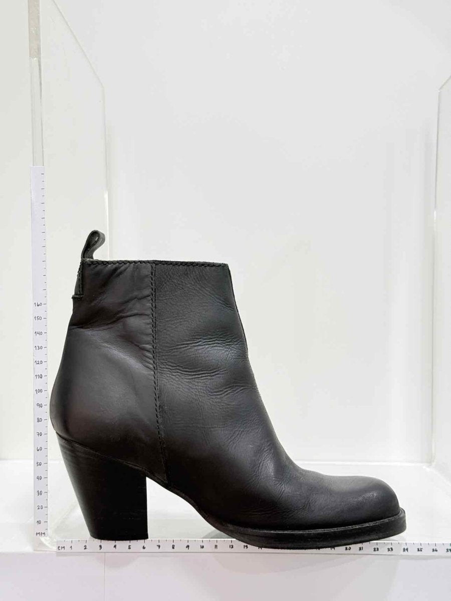 Pre - loved ACNE STUDIOS Black Size EU 37 Ankle Boots at Reems Closet