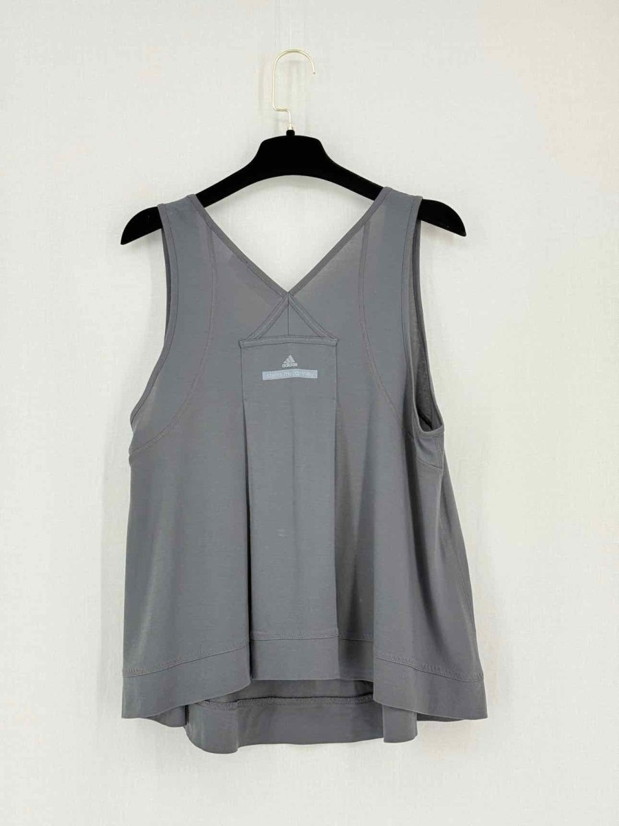 Pre - loved ADIDAS Grey Size US 4 Top at Reems Closet