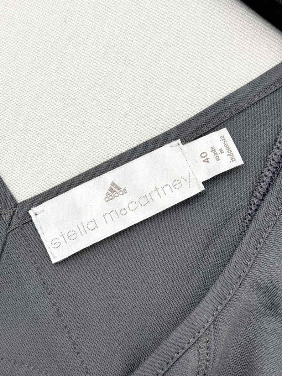 Pre - loved ADIDAS Grey Size US 4 Top at Reems Closet