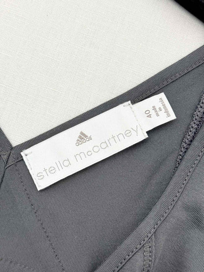 Pre - loved ADIDAS Grey Size US 4 Top at Reems Closet