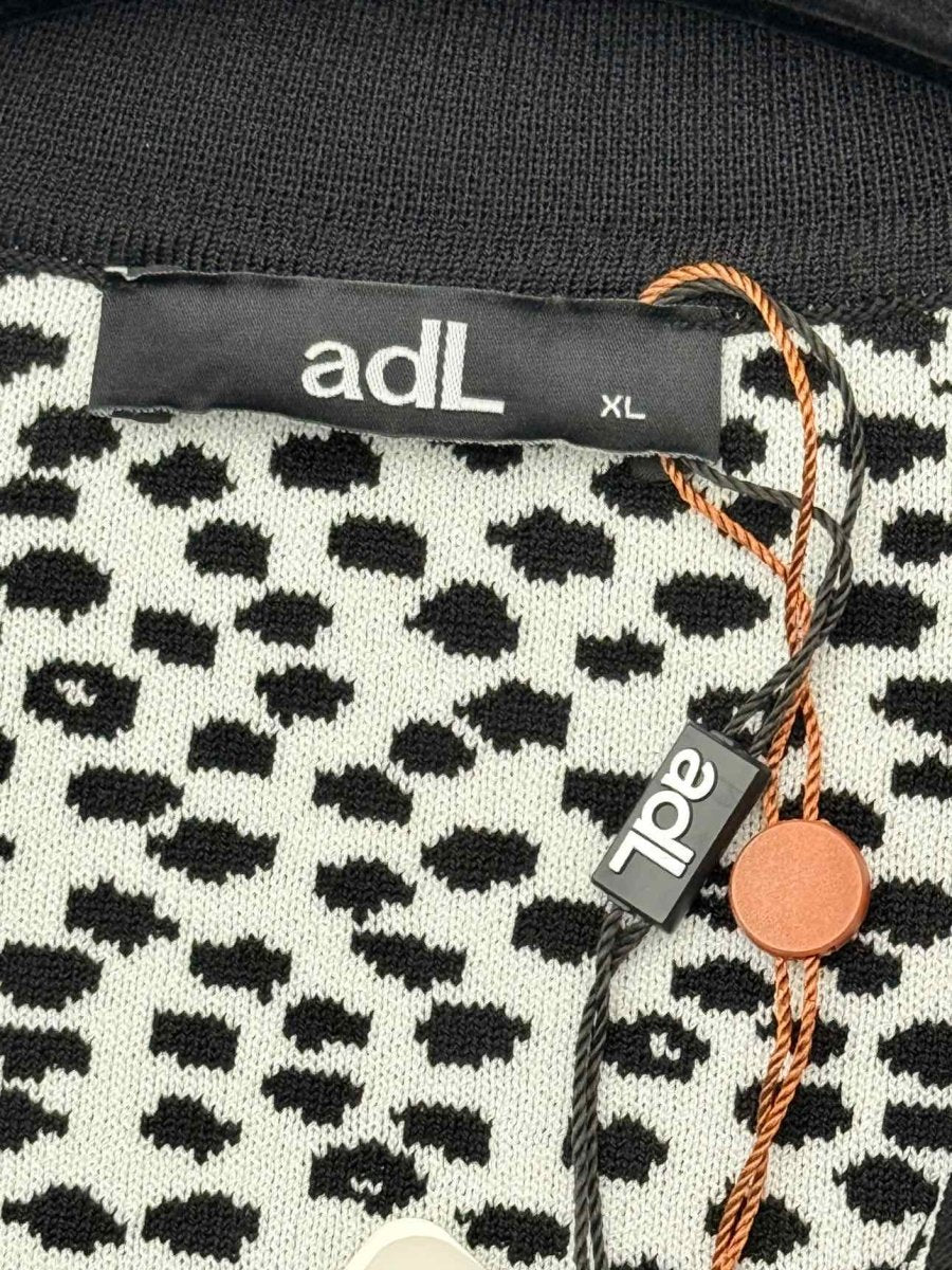 Pre-loved ADL Knitted Black & White Print Size XLarge Polo Shirt at Reems Closet