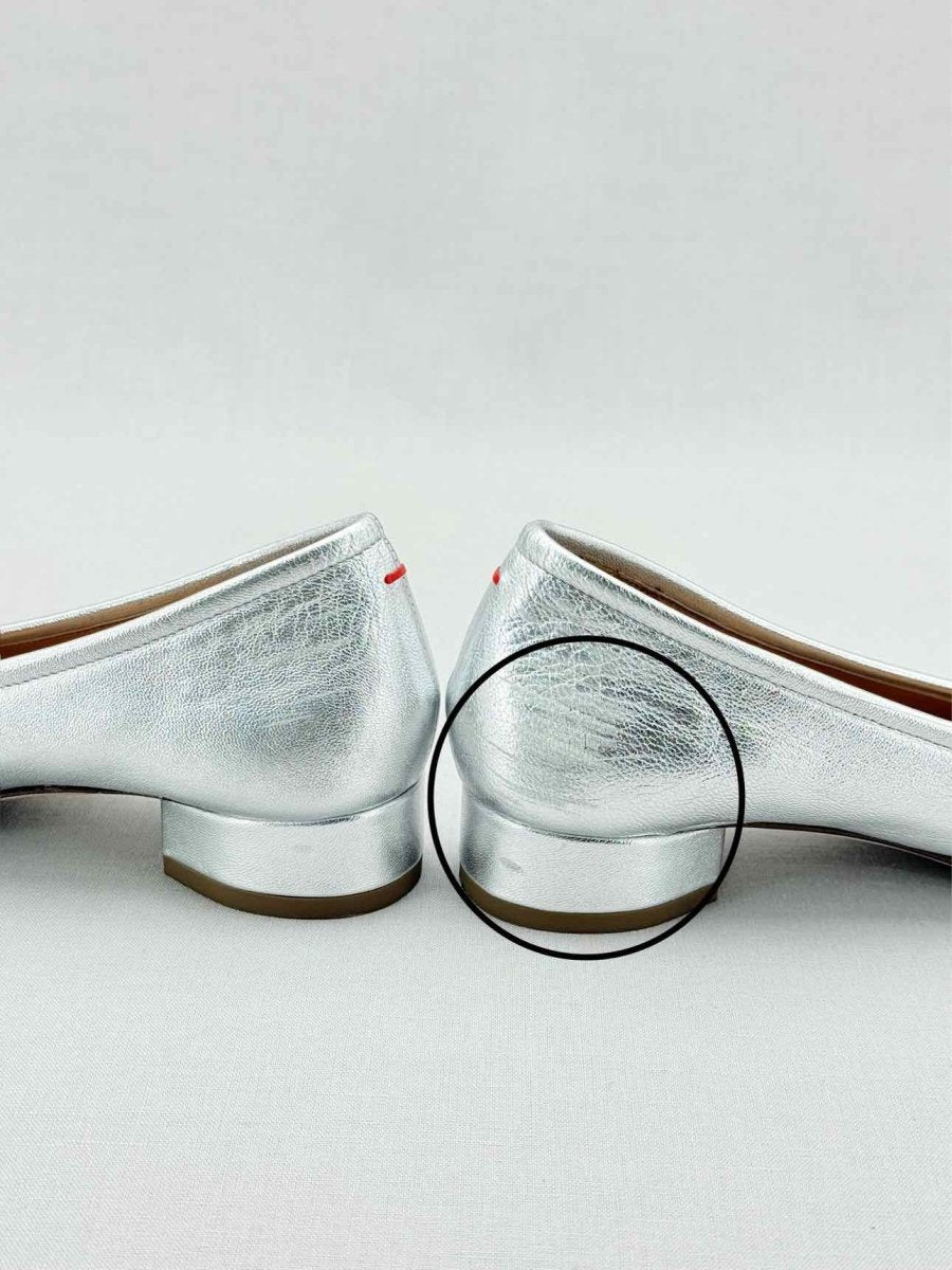 Pre - loved AEYDE Metallic Silver Size EU 35.5 Ballerinas at Reems Closet