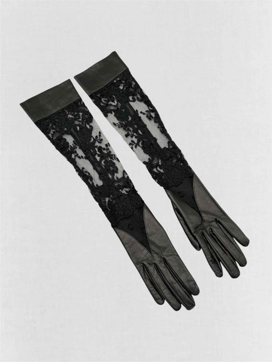 Pre-loved AGENT PROVOCATEUR Lovella Black Floral Lace Gloves at Reems Closet