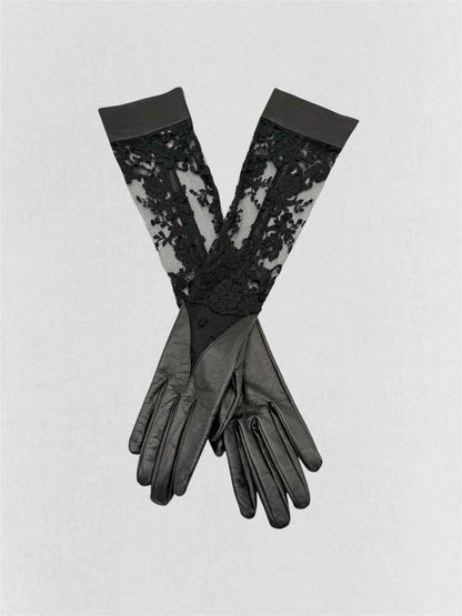 Pre-loved AGENT PROVOCATEUR Lovella Black Floral Lace Gloves at Reems Closet